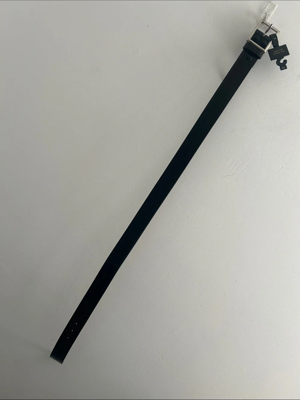 Classic Men’s Size 40 Black Leather Belt with Silver Buckle